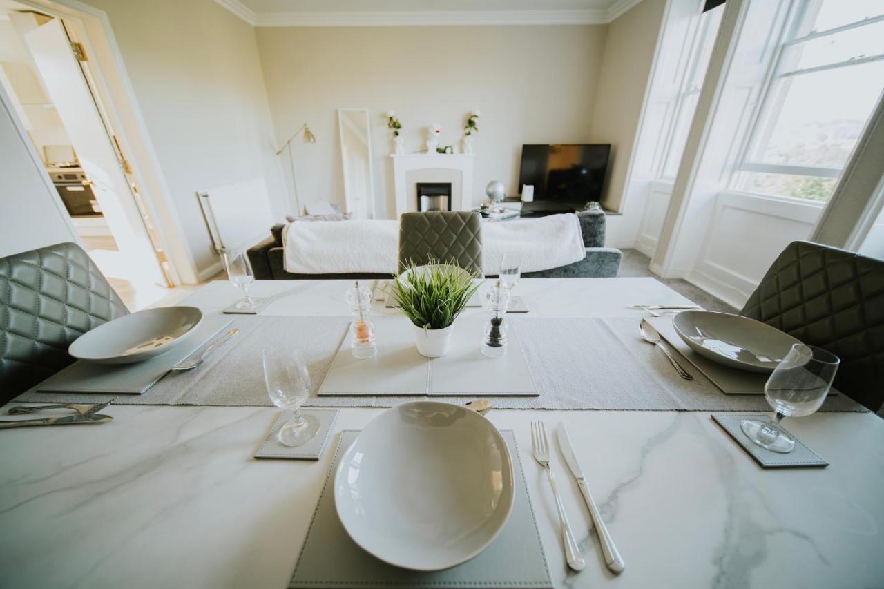 Roman Penthouse- City Skyline Views, 4K Tvs, 5G Wifi And More! Apartment Bath Luaran gambar